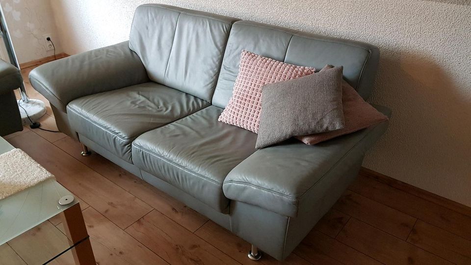 Ledercouch grau 3+2+1 Sitzer in Querfurt