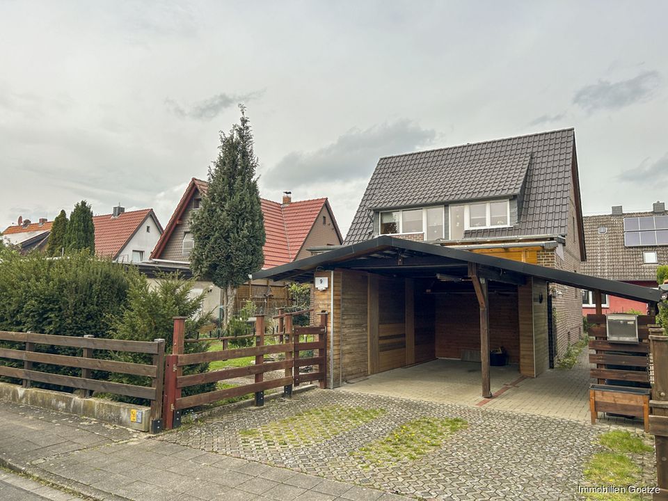 Keine Käuferprovision! Schönes Einfamilienhaus mit Carport in ruhiger Lage! in Braunschweig