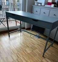 Schreibtisch mit Schubladen (Ikea Alex) - 132 x 58 cm Hamburg-Nord - Hamburg Winterhude Vorschau