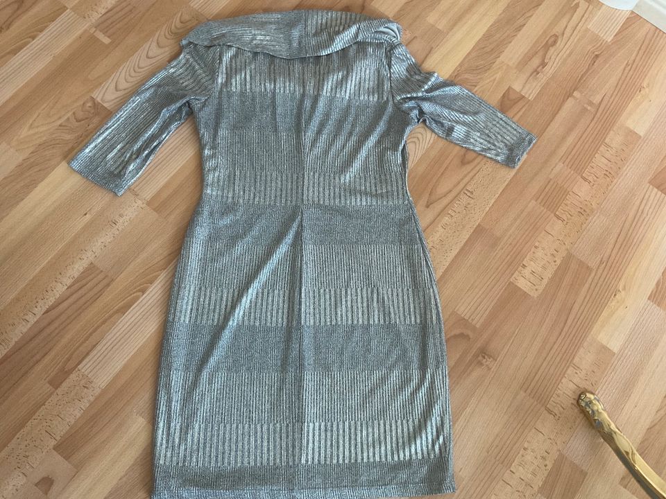 Cocktailkleid - Abendkleid, silberfarben in Quickborn