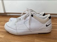 Einfache schlichte Nike Sneaker Gr 43, schwarz-weiß Altona - Hamburg Othmarschen Vorschau