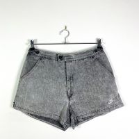 Vintage Nike Court Shorts Gr.L Grau 90er 90s y2k Retro Nordrhein-Westfalen - Gronau (Westfalen) Vorschau