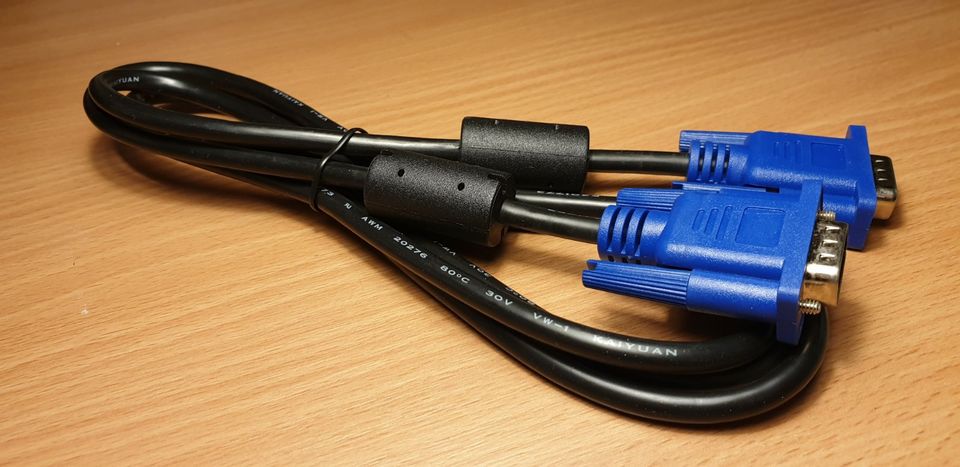 VGA-Kabel für Monitor in Leopoldshöhe