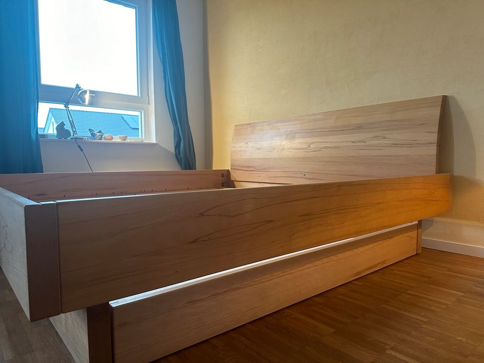 Traumkonzept Bett 2 x 2 (Neupreis 2800€) in Bonn