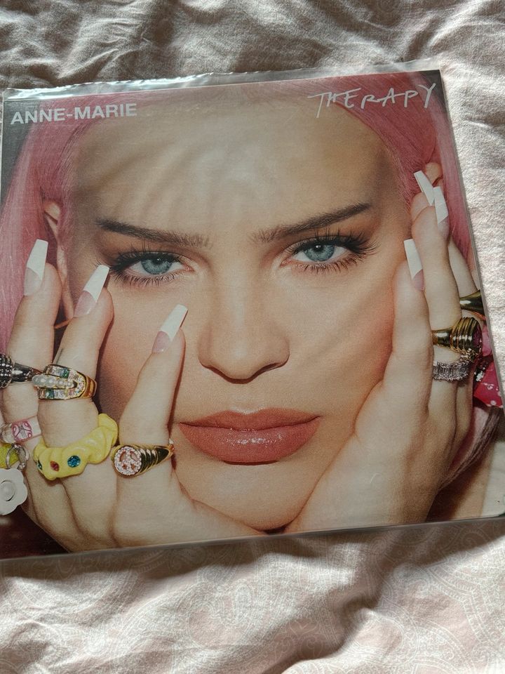 Anne Marie Vinyl in Bad Laer