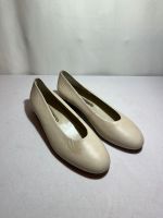 NEU ECCO Pumps Absatzschuhe Ballerinas Damenschuhe Beige Gr 37 Nordrhein-Westfalen - Sankt Augustin Vorschau