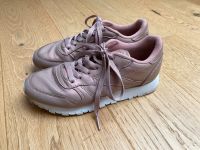Reebok Damen Sneaker Schuhe Metallic Rose Gr. 36 Nordrhein-Westfalen - Hagen Vorschau