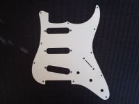 Pickguard für Stratocaster SSS - weiß, dreilagig Hannover - Südstadt-Bult Vorschau