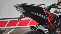 Kennzeichenhalter KTM DUKE 125 mit LED Leuchte Sachsen - Glauchau Vorschau