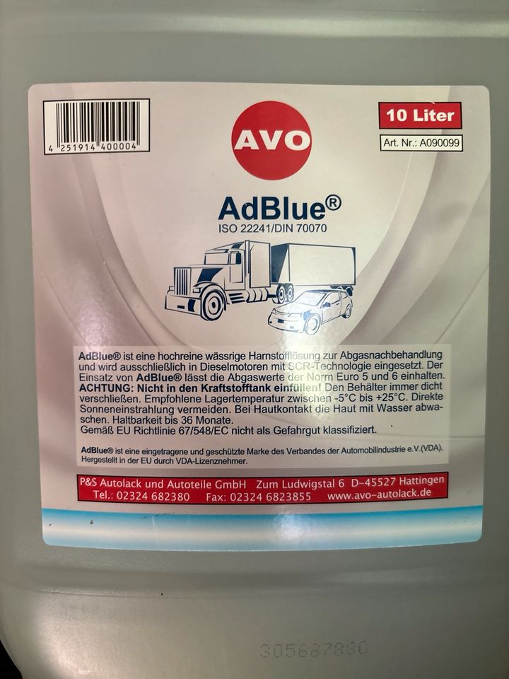 10 l AdBlue mit Einfüllhilfe für PKW in Konstanz
