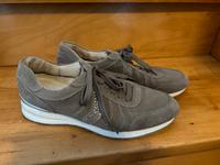 Gr. 41, Turnschuh grau/taupe von  Medicus Niedersachsen - Bad Gandersheim Vorschau