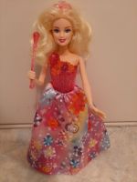 Barbie 2013 Mattel mit Zauberstab Modepuppe Anziehpuppe Puppe Sachsen - Werda Vorschau