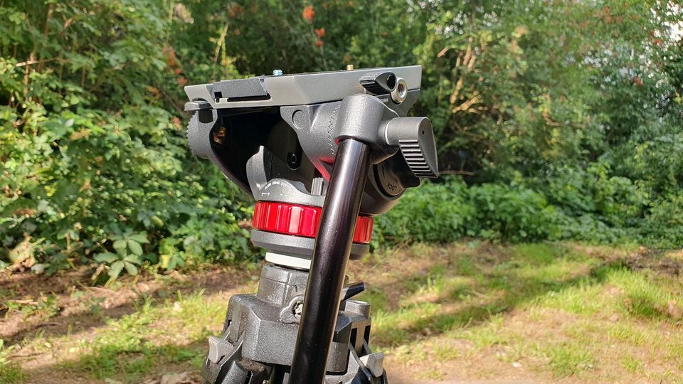 Manfrotto SABA VIDEO-STATIV ST70 NCL KOPF Fluid-Video-Neiger in Hamburg