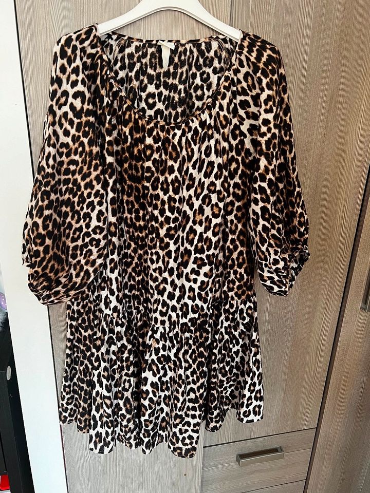 Leopard Kleid in Umpferstedt