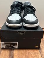 Nike air jordan low gs Köln - Ehrenfeld Vorschau