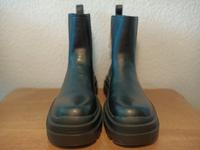 Schuhe Bershka – Grobe Chelsea-Stiefel in Schwarz Hannover - Misburg-Anderten Vorschau