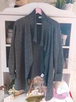 Cartoon Strickjacke Winterjacke in der Größe S / M mit Wollanteil Niedersachsen - Wildeshausen Vorschau