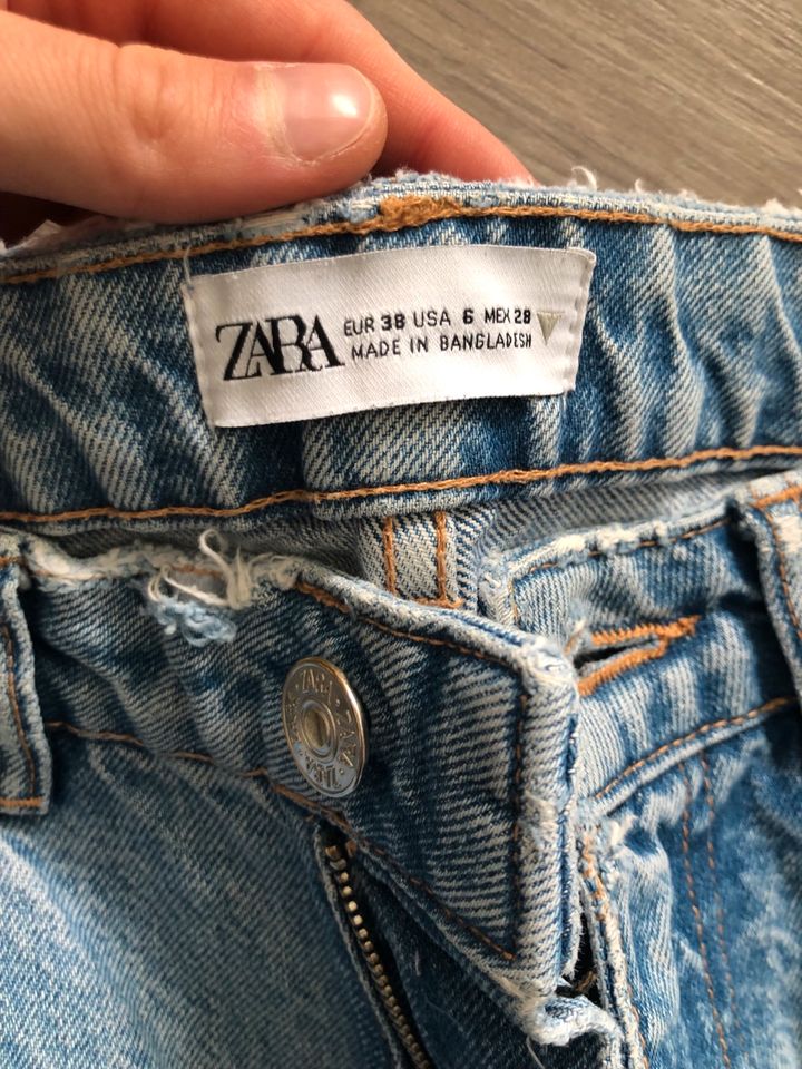 Zara Jeans Größe 38 in Mainz
