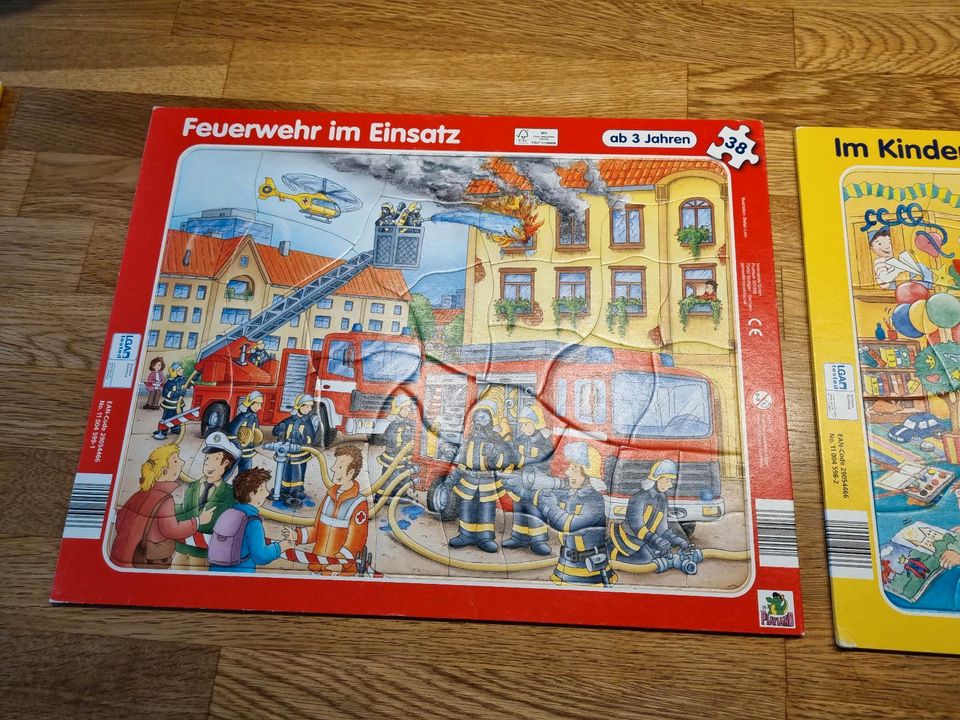 Rahmenpuzzle - ab 3 - Feuerwehr (38 Teile) & Kindergarten (33) in Rellingen
