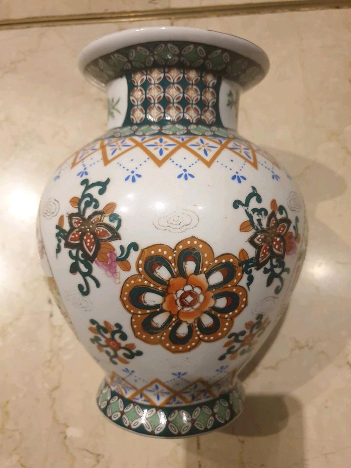 Chinesische Vase in Lebach