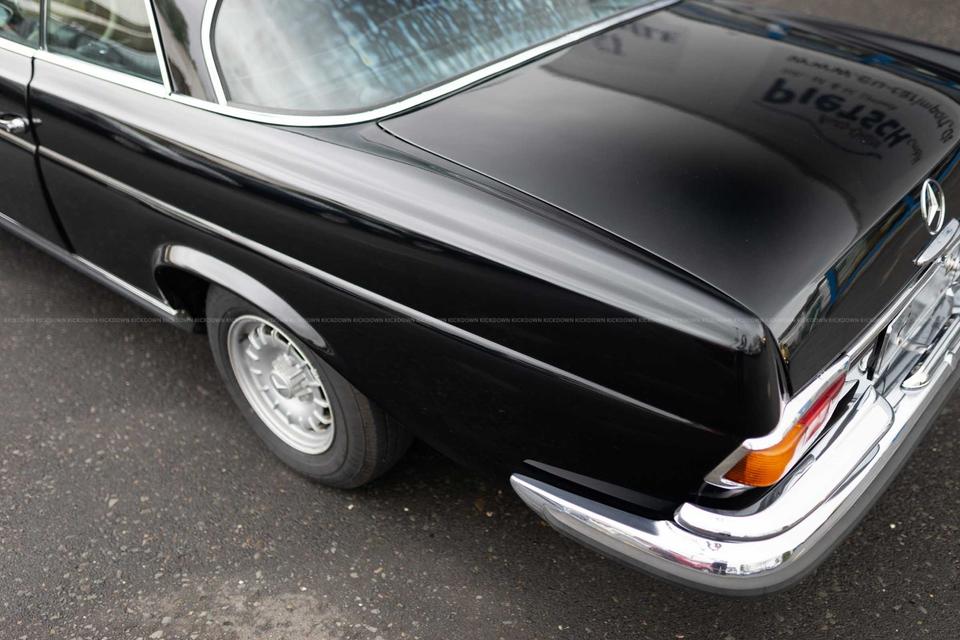 Mercedes-Benz W111 280 SE Coupé (1970), Flachkühler in Vettelschoß