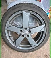 Winter Reifen mit Felge 18 Zoll Grau 8Jx18H2 Audi A5 A3 A6 Niedersachsen - Bovenden Vorschau