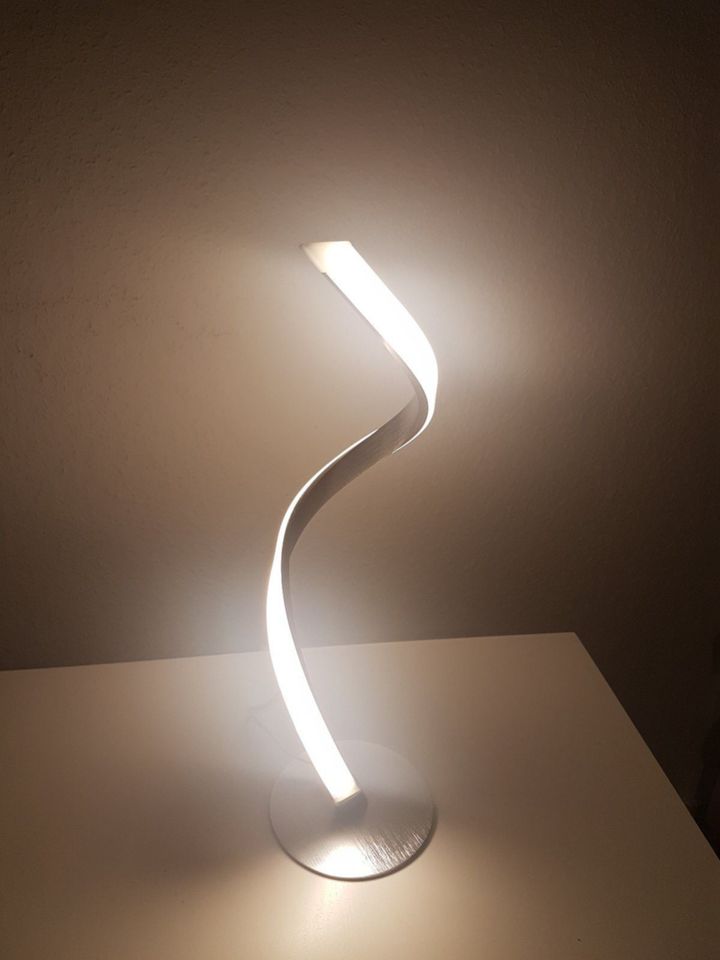 ✨✨ Tween Light LED Tischleuchte Snake 2 Aluminium, Warmweiß ✨✨ in Thüringen  - Gera | Lampen gebraucht kaufen | eBay Kleinanzeigen ist jetzt  Kleinanzeigen