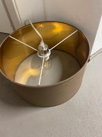 Gold brauner Lampenschirm mit Leuchtmittel Hessen - Selters Vorschau