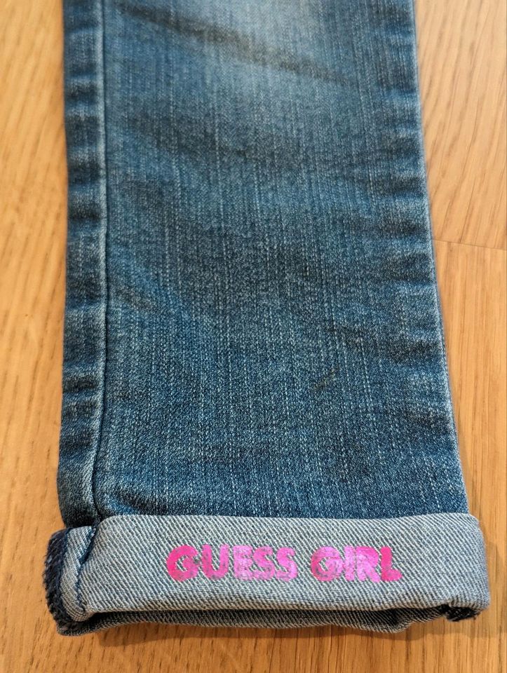 Guess Jeans Gr 98/104 in Ottobrunn