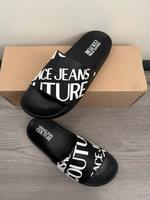 Badesandalen VERSACE JEANS COUTURE, Größe 39, schwarz-weiß Nordrhein-Westfalen - Oberhausen Vorschau