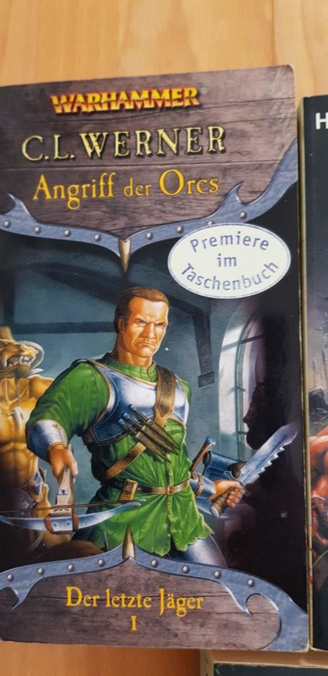 7 Warhammer  Bücher, verschiedene Titel in Wuppertal