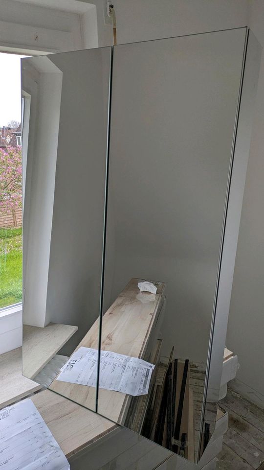 Ikea Godmorgon Spiegelschrank in Stelle