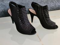 Neu Pumps High Heels Größe 38 schwarz 10 cm Absatz Bayern - Reisbach Vorschau
