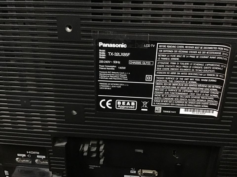 Panasonic LCD TV - Bastler in Kleve