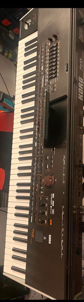 KORG PA4X Pro 76 Tasten in Hamburg