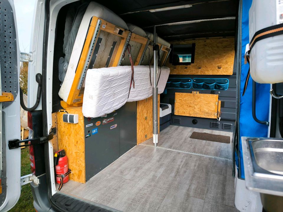 Sprinter Camper Kastenwagen V6 Vollausstattung in Bergen auf Rügen