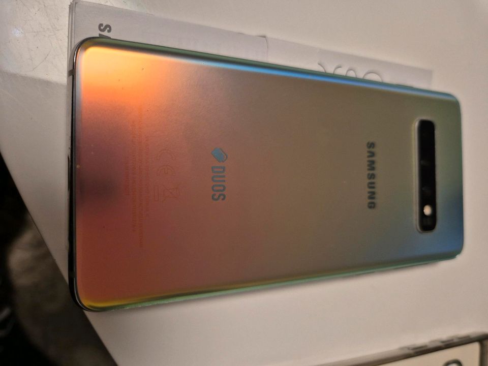 Samsung Galaxy S10 Top Zustand Silber 128 GB in München