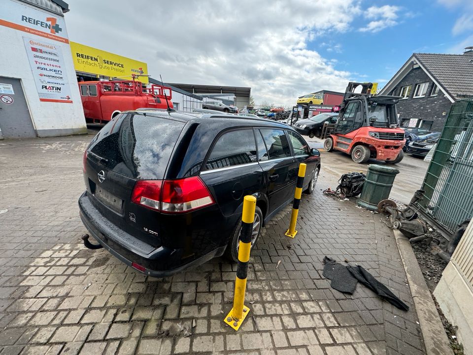 Opel Vectra B 1.6 74 KW Autoteile Ersatzteile Schlachtfest in Waldbröl