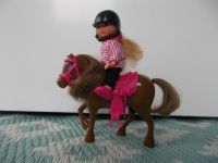 Barbie Kind mit Pony und Reitzeug *guter Zustand* Schleswig-Holstein - Bargteheide Vorschau