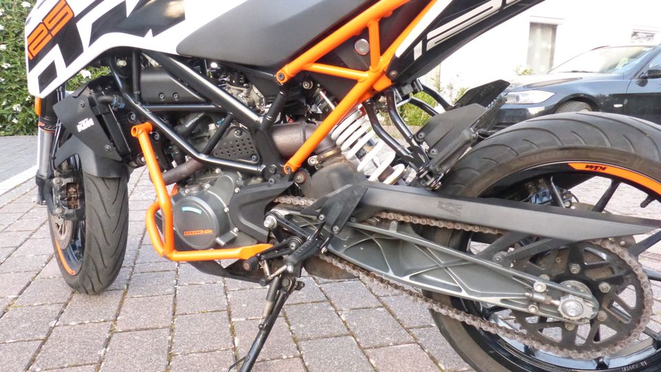 KTM Duke 125 in Limburg