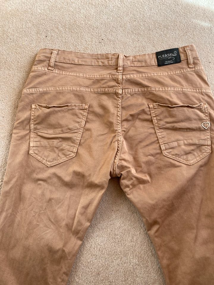 Please PLE 15 Jeans Hose Italien Größe L 40 sehr guter Zustand in Bienstädt