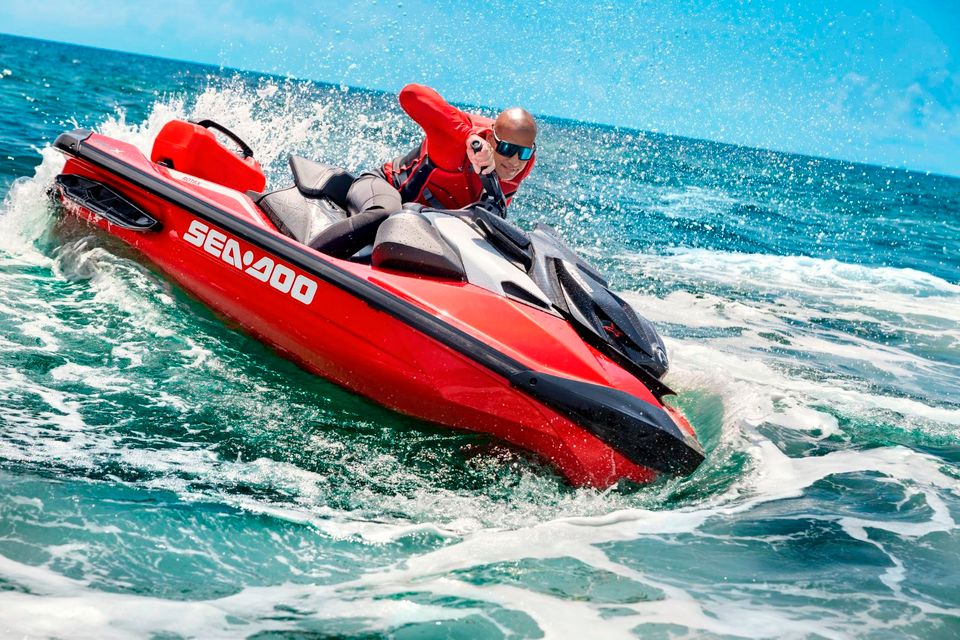 Seadoo RXP-X RS 325 Fiery Red Jetski - Modell 2024 in München