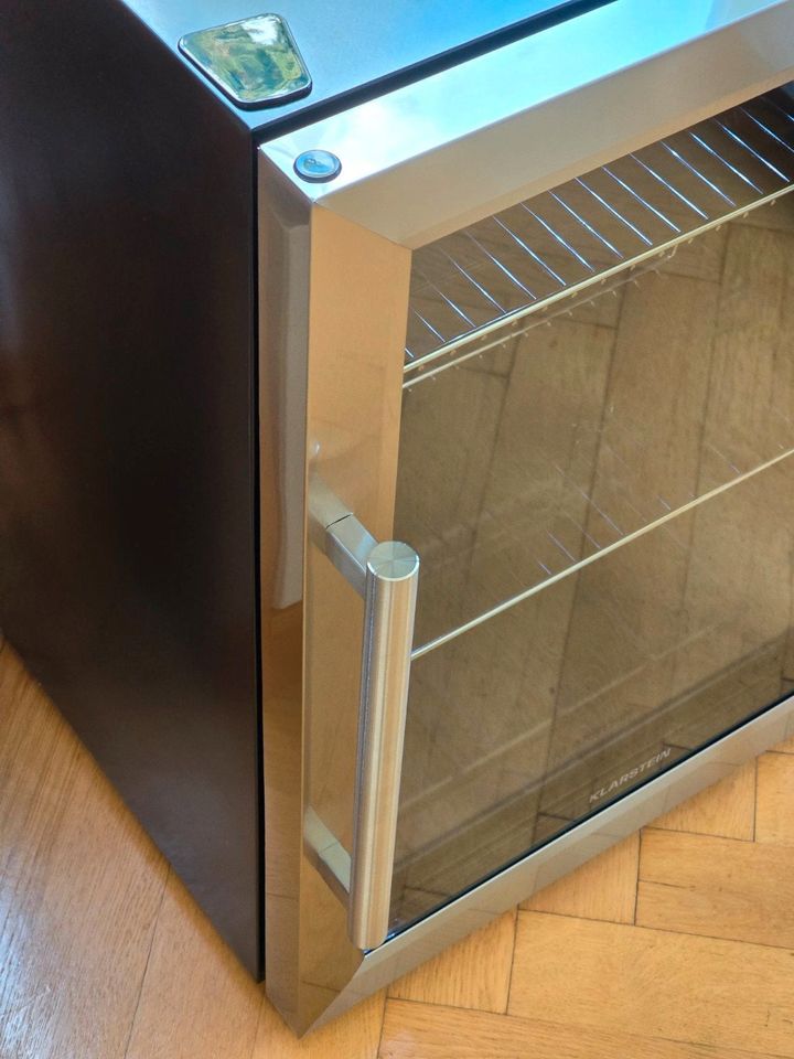 Kühlschrank / Beersafe / Getränkekühlschrank leihen/mieten in Solingen