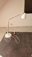 Lampe für Schreibtisch oder Nachttisch , weiß , höhenverstellbar Hessen - Offenbach Vorschau