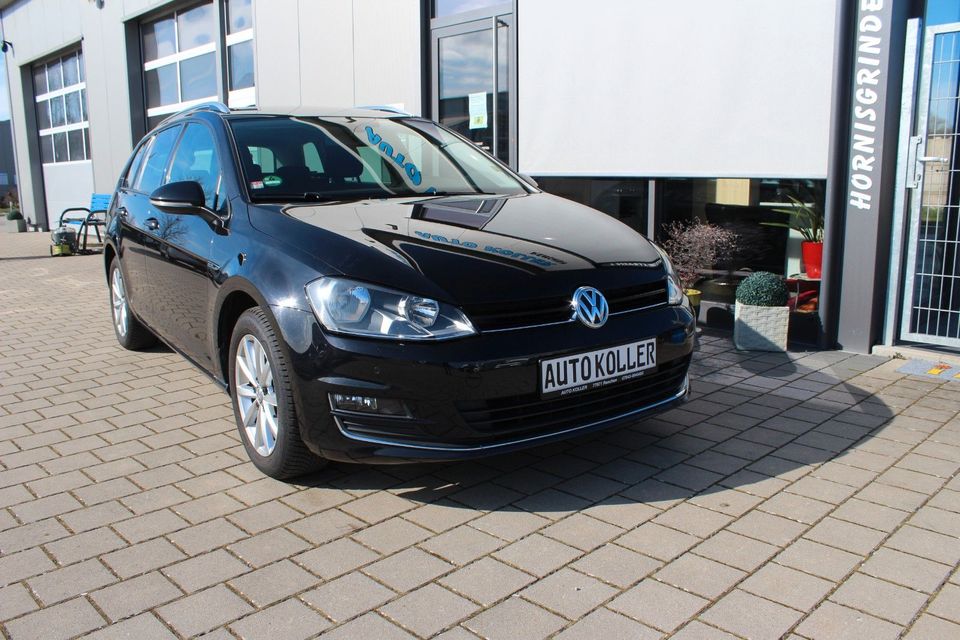 Volkswagen Golf LOUNGE Kombi AHK in Renchen