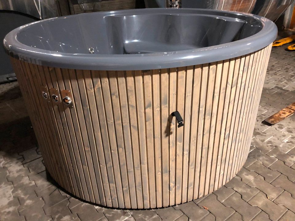 200cm GFK Badefass Hot Tub Komplettpreis in Krefeld