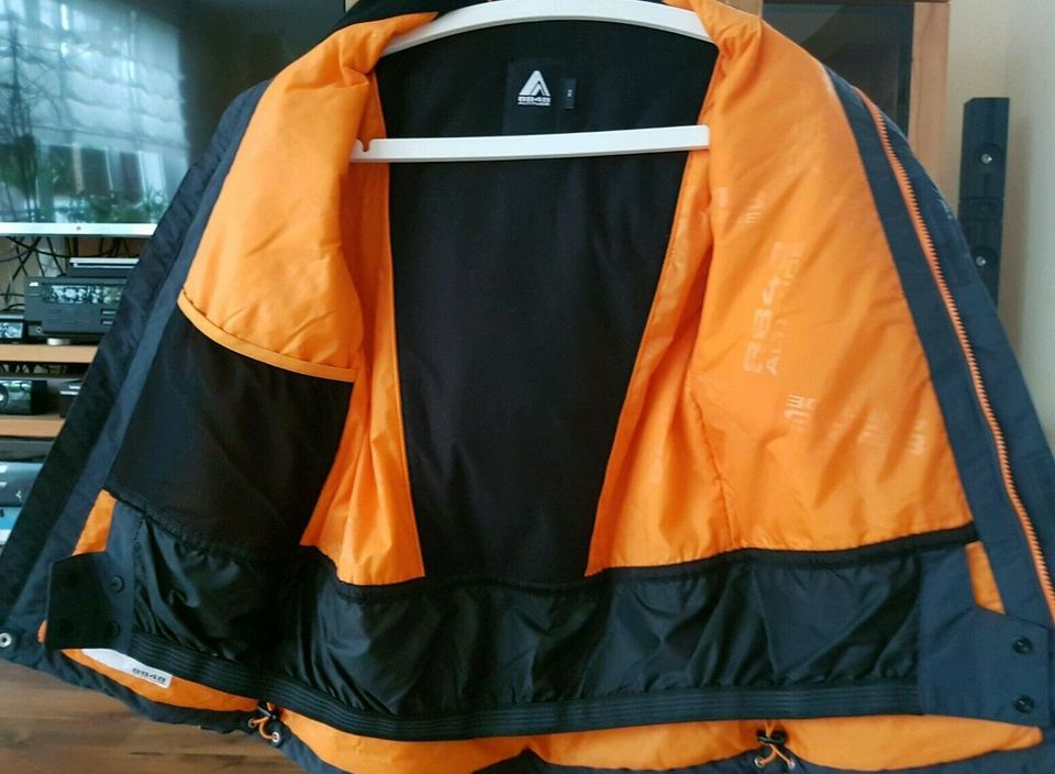 8848 altitude Winterjacke, Gr. 160, wie neu in Dresden