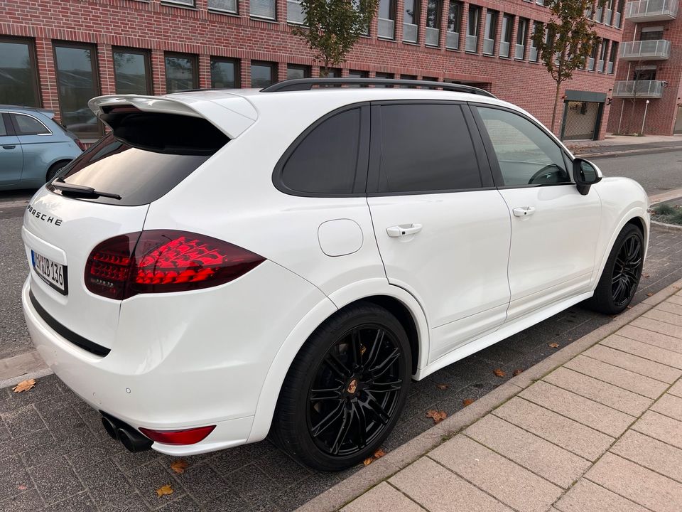 Porsche Cayenne luftfahrwerk Monitore Seiten Rollo Panorama Bose in Achim