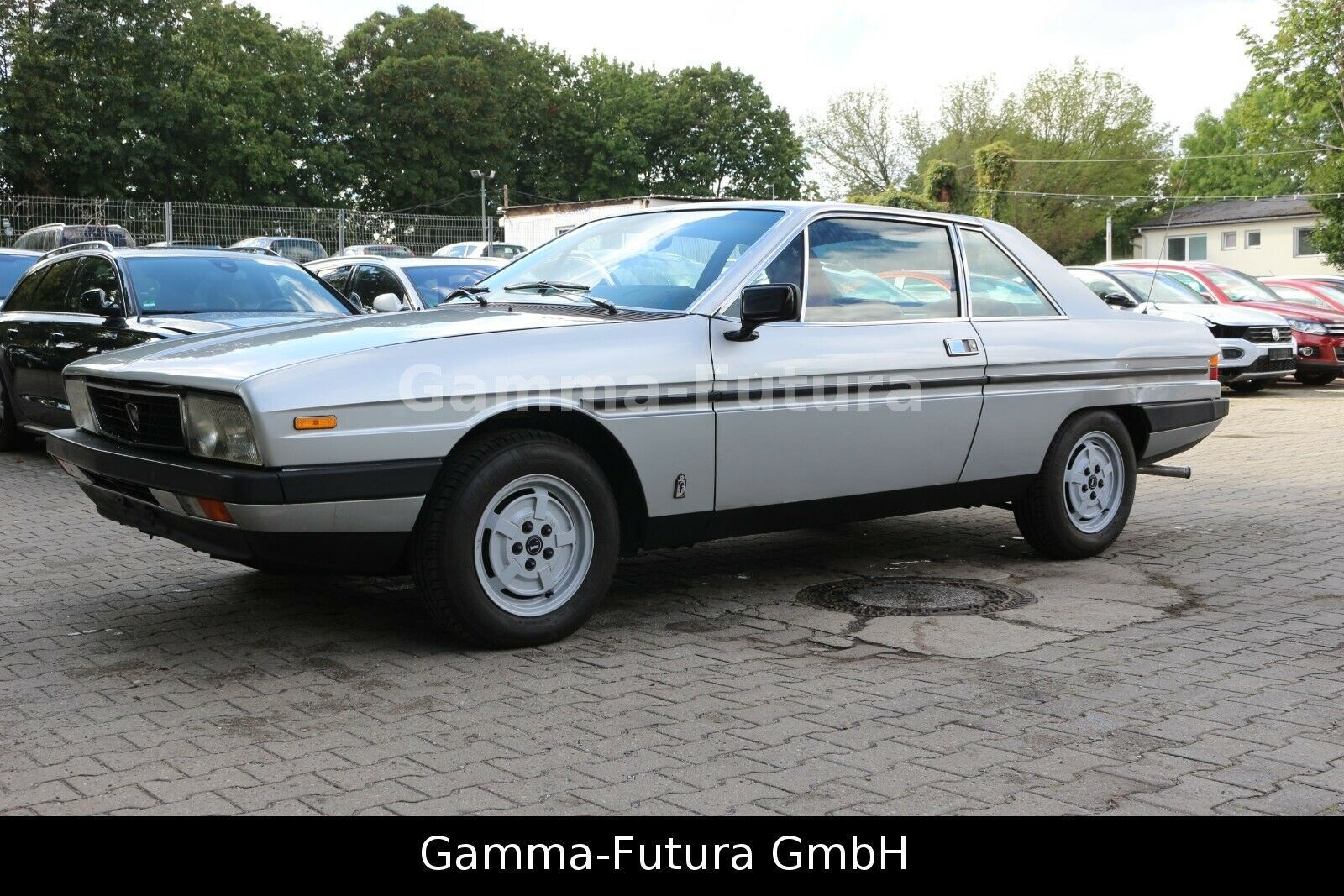 Abbildung des Autos Lancia Gamma 2500 COUPE …