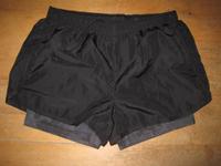 Crivit Shorts Damen schwarz XS 32 24 Sporthose 2lagig Hose kurz Hessen - Hüttenberg Vorschau